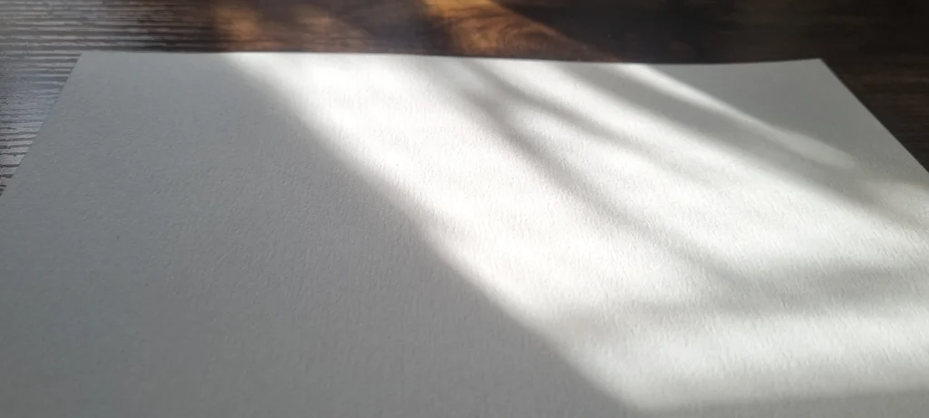 デッサン、水彩の紙