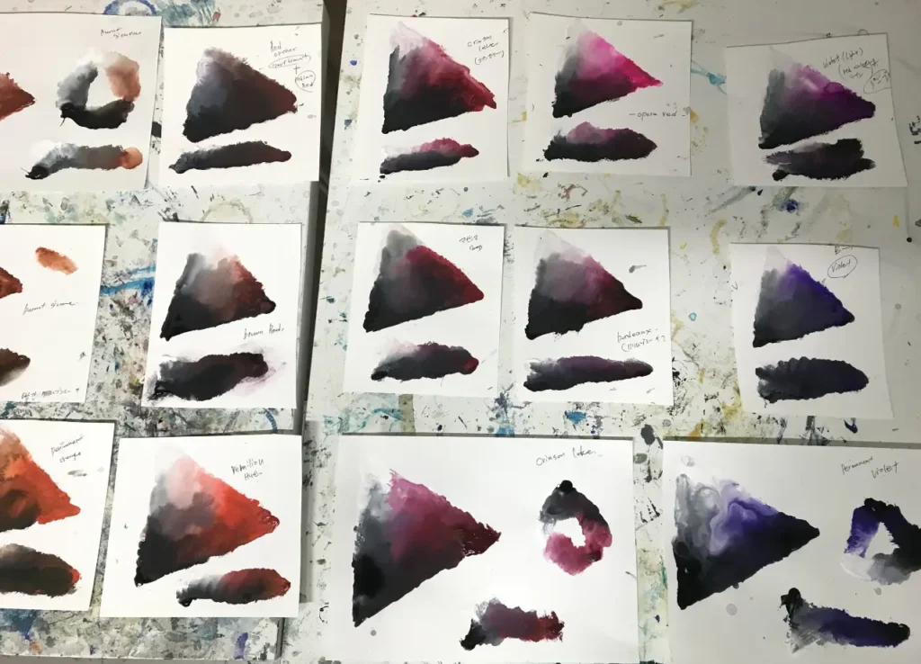 オレンジ、マゼンタ、赤の混色表